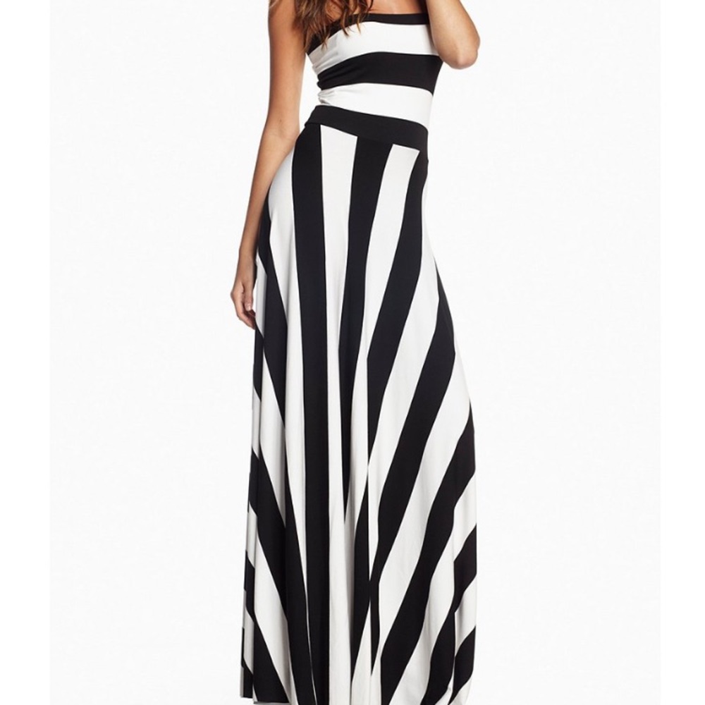 woman's Elan dress